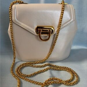 Elegant Cream Crossbody Bag with Gold Chain